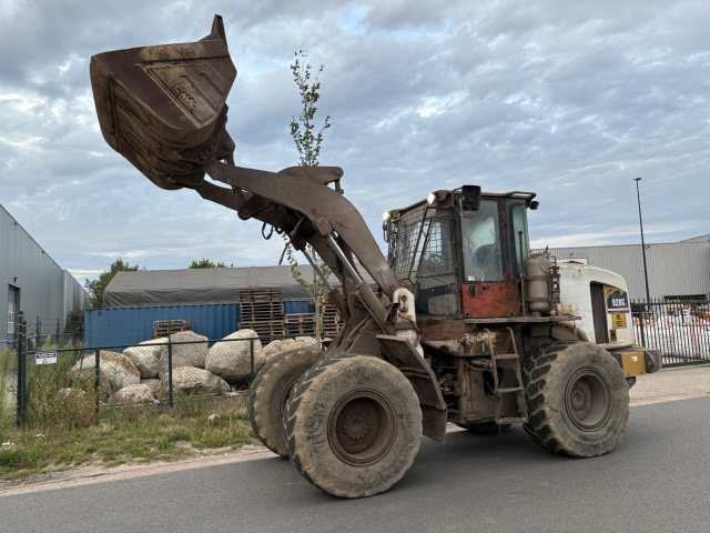 cat 928 g 